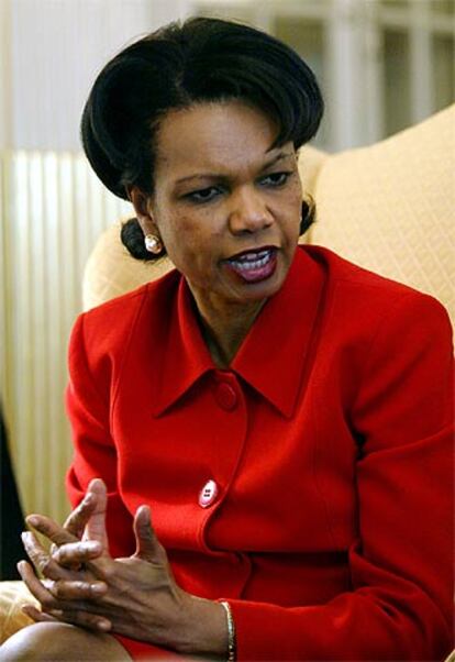 La secretaria de Estado de EE UU, Condoleezza Rice, en su despacho de Washington el 1 de febrero.