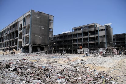 La escuela de la UNRWA en el campo de refugiados de Yabalia, tras la retirada del ejército israelí, el 31 de mayo de 2024.