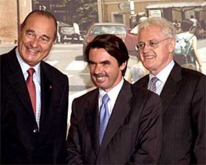 Jacques Chirac, José María Aznar y Lionel Jospin, en la cumbre hispano-francesa de Perpiñán.