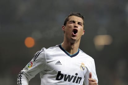 Ronaldo celebra uno de sus goles en Copa.