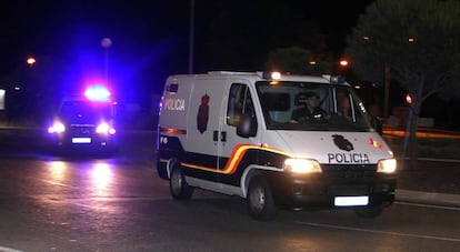 Un furgón de la Policía Nacional, en una imagen de archivo.