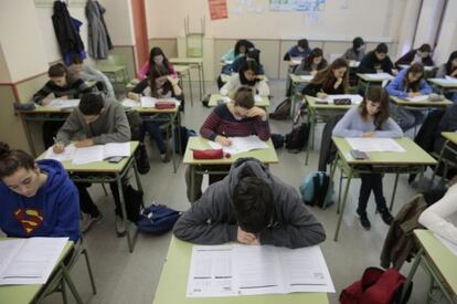 Alumnos del instituto Ernest Lluch (Barcelona).