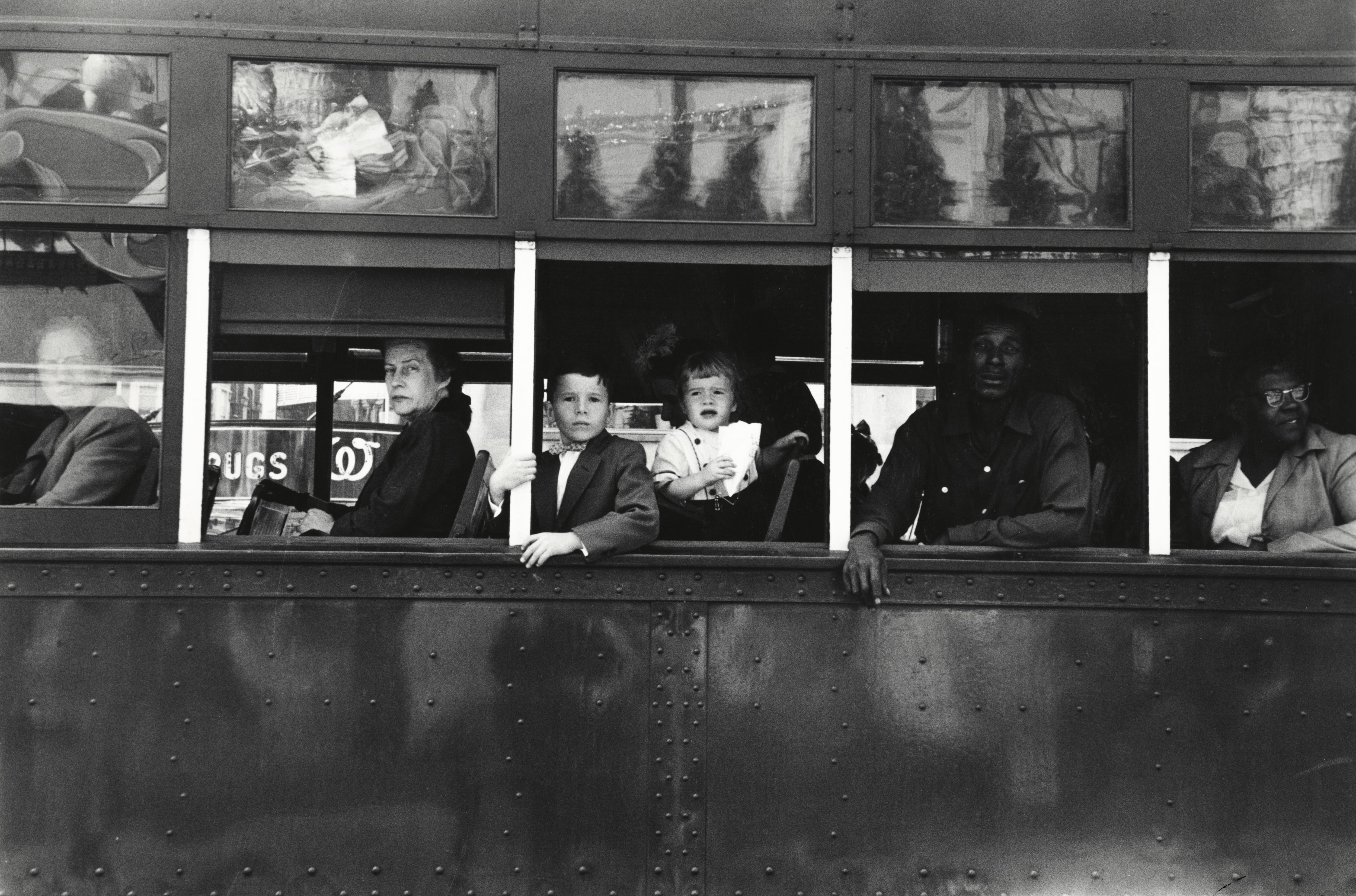 Las fotografías del histórico libro ‘The Americans’, de Robert Frank, al completo por primera vez en una exposición en España