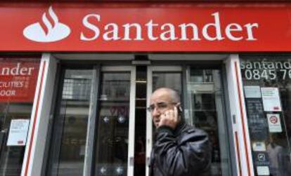 Una sucursal del banco Santander en Londres, Reino Unido. EFE/Archivo