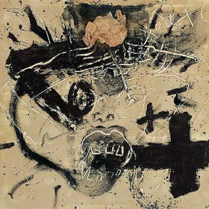<i>Materia y collage de papel</i> (1991), técnica mixta sobre lienzo, de Antoni Tàpies.