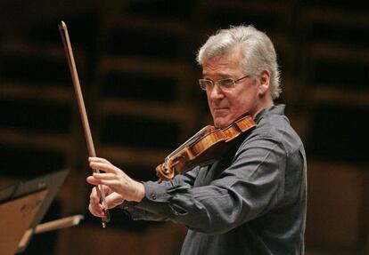 Pinchas Zukerman, violinista y director de la Royal Philharmonic