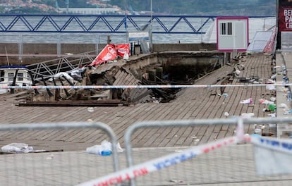 The Vigo promenade after last night’s collapse.