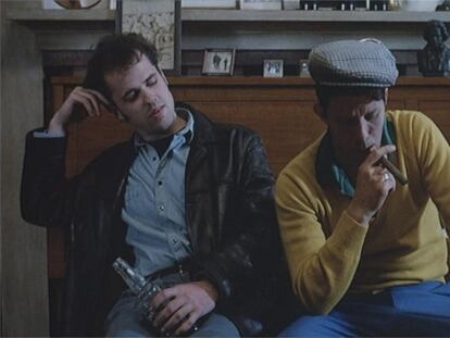 Kevin J. O'Connor y Tom Waits (derecha), en un instante de 'Candy Mountain', de Robert Frank.