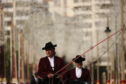 El Paseo de Jinetes y Caballos es una de las tradiciones más características de la Feria de Jerez.