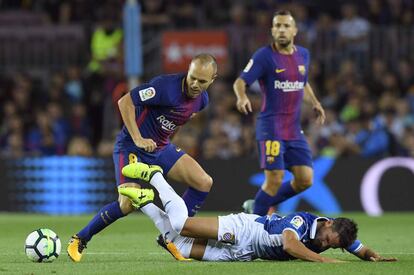 El Espanyol se enfrenta al Barcelona en el derbi catalán