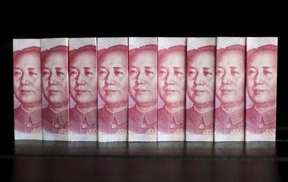Billetes de 100 yuanes.