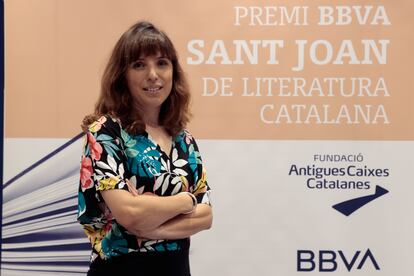 La escritora catalana Alba Gómez Gabriel gana la 44ª edición Premio BBVA Sant Joan de literatura catalana.