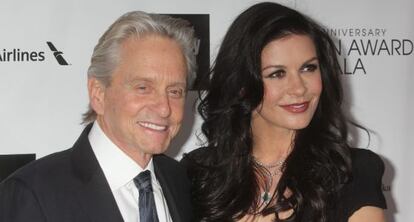 Michael Douglas y Catherine Zeta-Jones, en una de sus últimas apariciones el pasado abril.