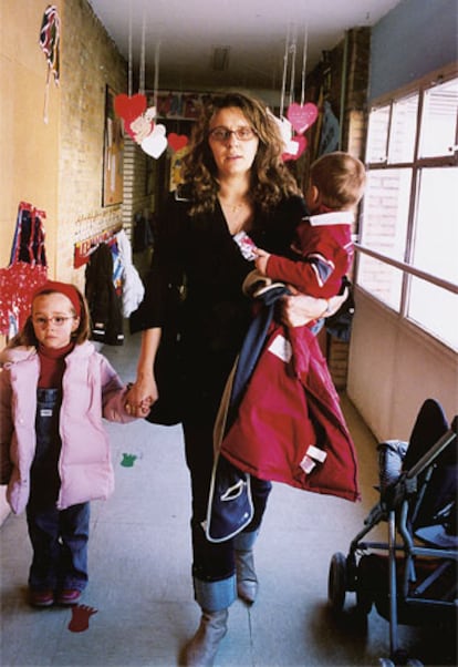 7.10: salgo de casa, recorro 10 kilómetros para llevar a mis hijos a la escuela a la que asisten (desayunan allí).