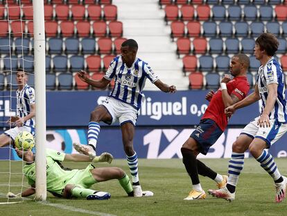 Isak mete el gol que deja en la quinta plaza a la Real y clasificada para la Liga Europa.
