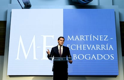 Albert Rivera anuncia su incorporación al despacho de abogados Martínez-Echeverría.