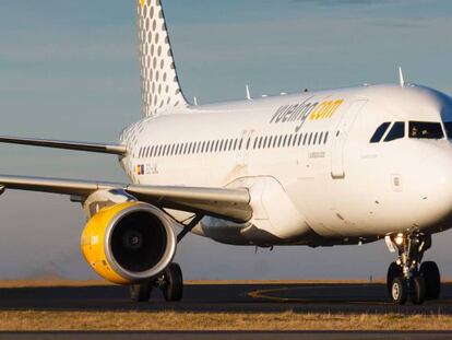 Avión de la aerolínea de bajo coste Vueling.