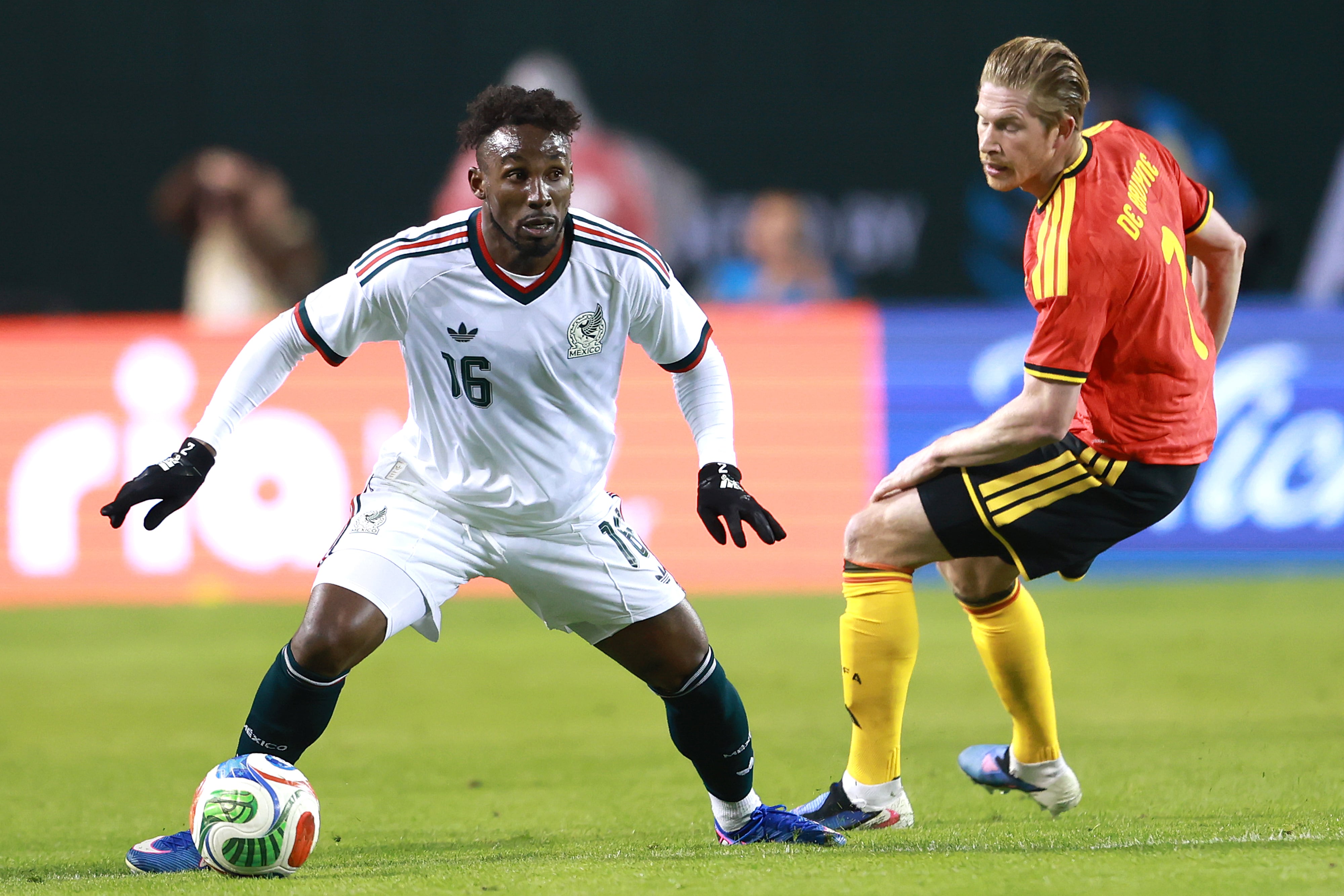 México se crece y muestra los dientes en un empate frente a Bélgica