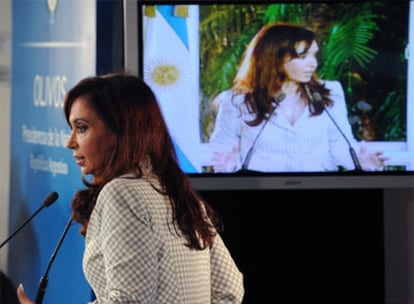 La presidenta argentina, Cristina Fernández de Kirchner, habla desde la residencia de Olivos.