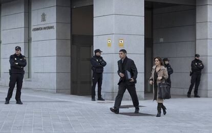 El exmayor de los Mossos Josep Lluís Trapero entra en la Audiencia nacional este lunes.