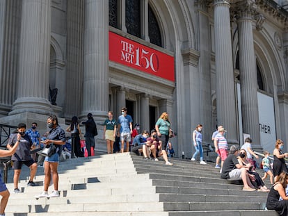 Gente saliendo del Metropolitan Museo de Nueva York el pasado 6 de septiembre.