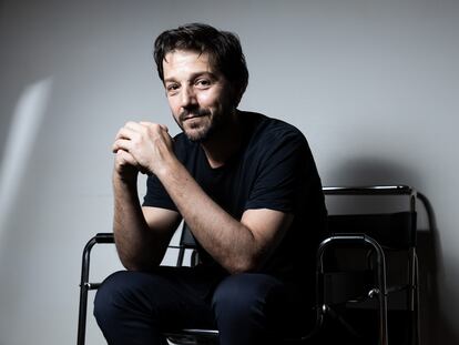 Actor Diego Luna, who received the Mayahuel Honorary Award at the 39th Guadalajara International Film Festival.