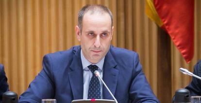 El presidente del FROB, Jaime Ponce, en la Comisión de Economía del Congreso.