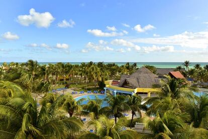 El resort Iberostar Daiquirí en Cayo Guillermo, en primera línea de playa y frente a la barrera coralina.