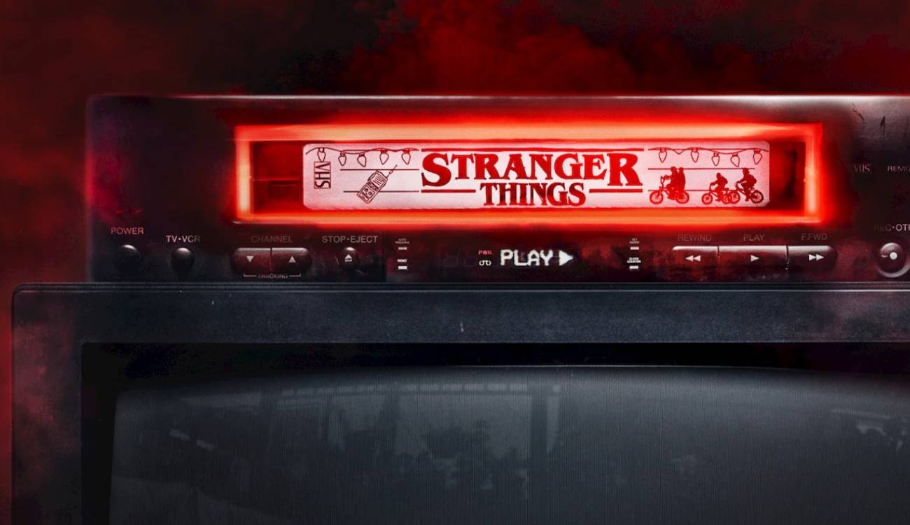 Netflix celebra los 10 años de Stranger Things con una versión retro que ya puedes ver online