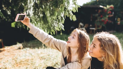 Infancia, pantallas y derechos digitales