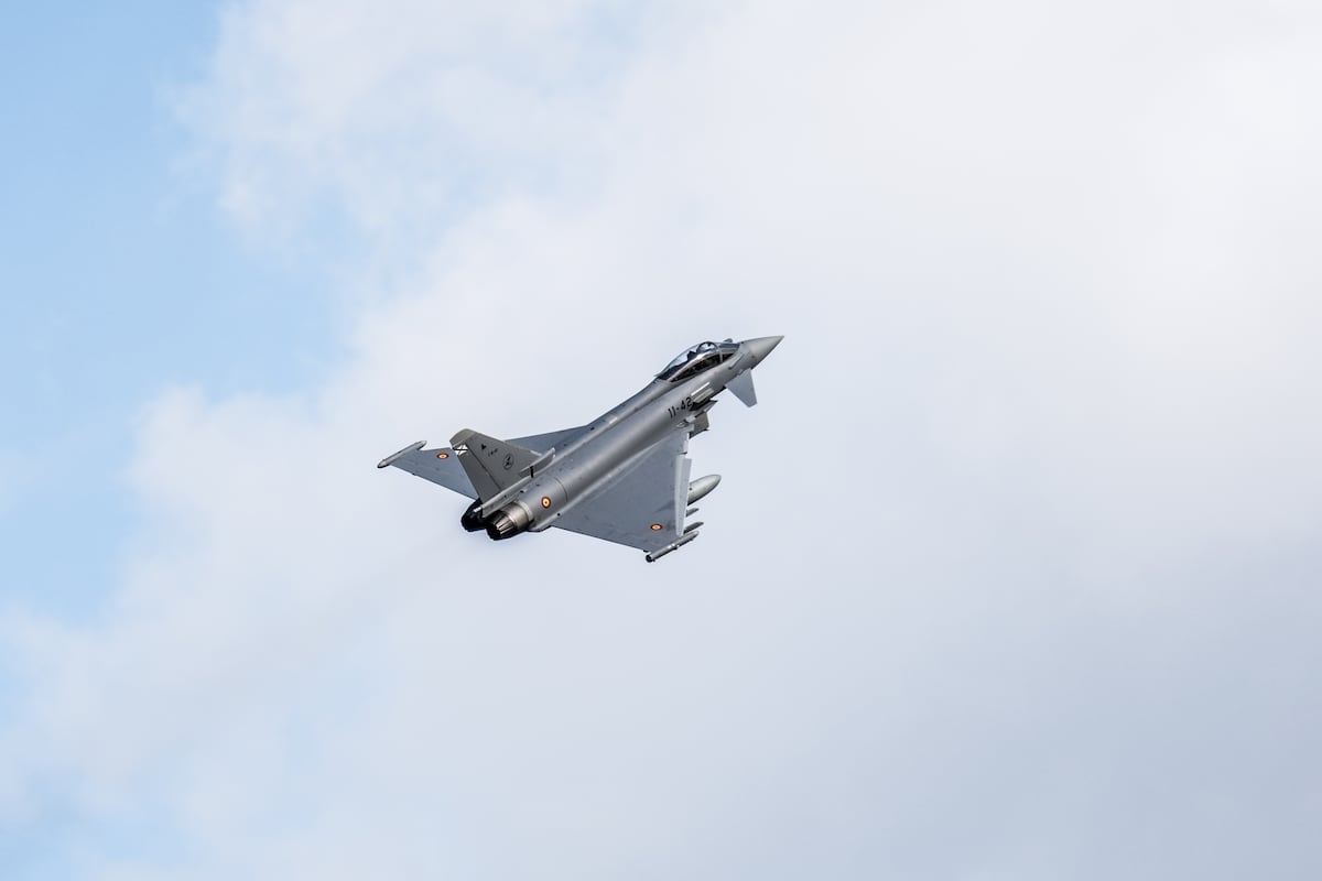 La OTAN activa a dos cazas españoles tras la entrada de dos aviones rusos en el espacio aéreo de Lituania
