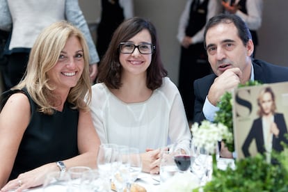 Judith Mases, directora de publicidad en Cataluña de S Moda, Adenai Novo, de Puig, y Felix Santos, de Carat.