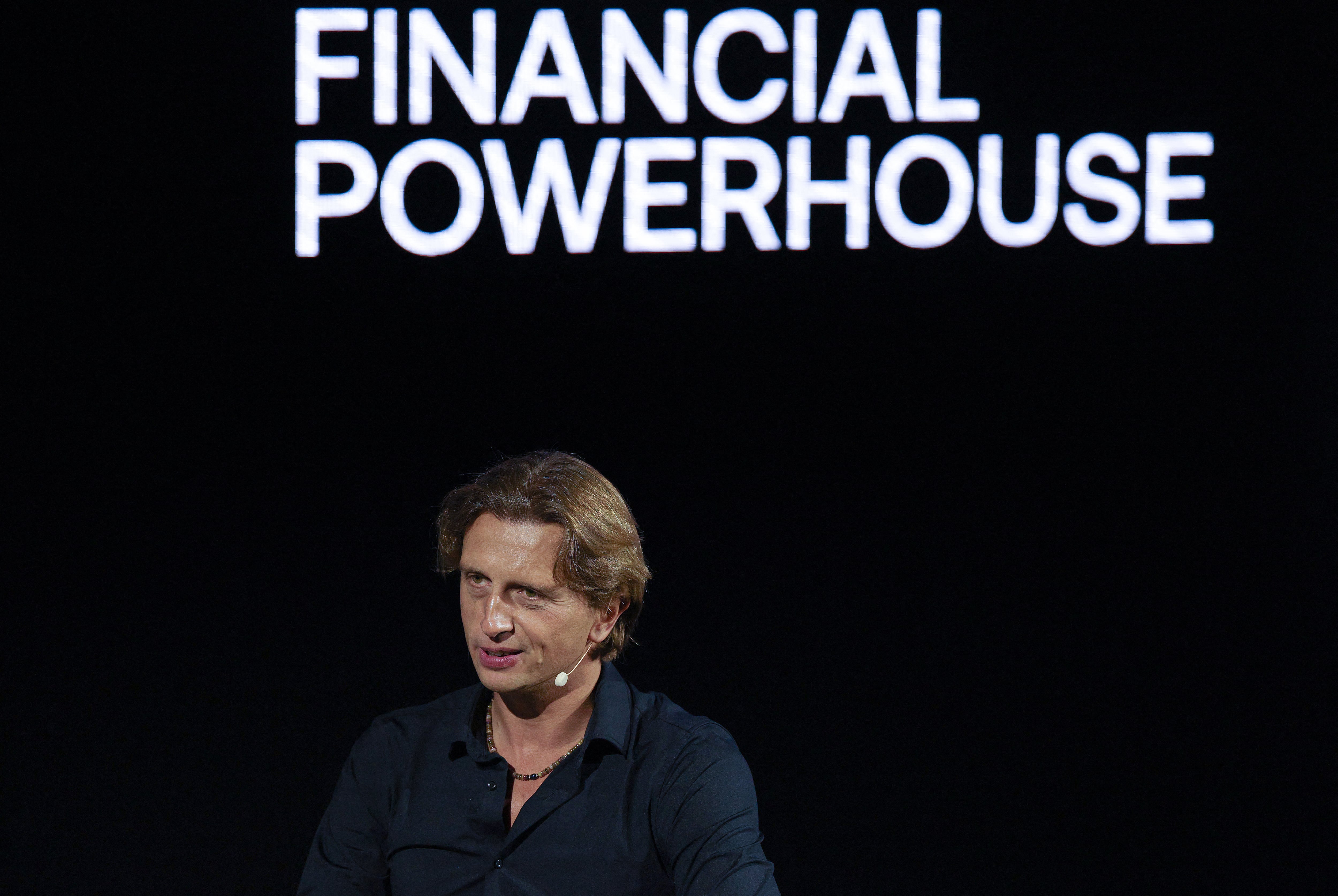 Revolut, el pelotazo de un nadador llamado Nikolay Storonsky: cómo construir un banco valorado en 200.000 millones en una década