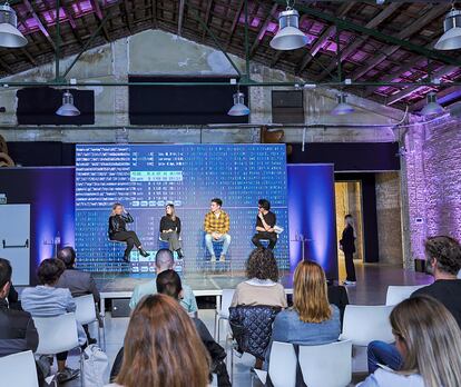 Imagen del encuentro Retina Valencia: IA en el mundo empresarial, celebrado en el recinto La Agencia Place.