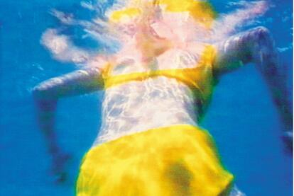 Imagen del vídeo <i>Sip my ocean</i> (2006), de Pipilotti Rist.