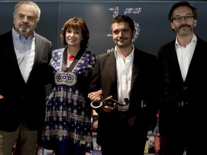 Ignacio Polanco, presidente de PRISA; Rosa Montero; Leopoldo Brizuela, y Jos&eacute; Mar&iacute;a Lassalle, secretario de Estado de Cultura. 