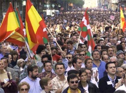 Un momento de la manifestación en San Sebastián para exigir libertad y el fin de la "limpieza étnica".