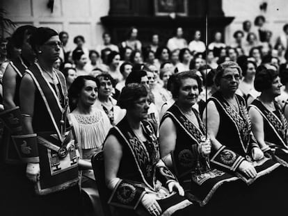 Reunión de mujeres en Londres, en 1937. 