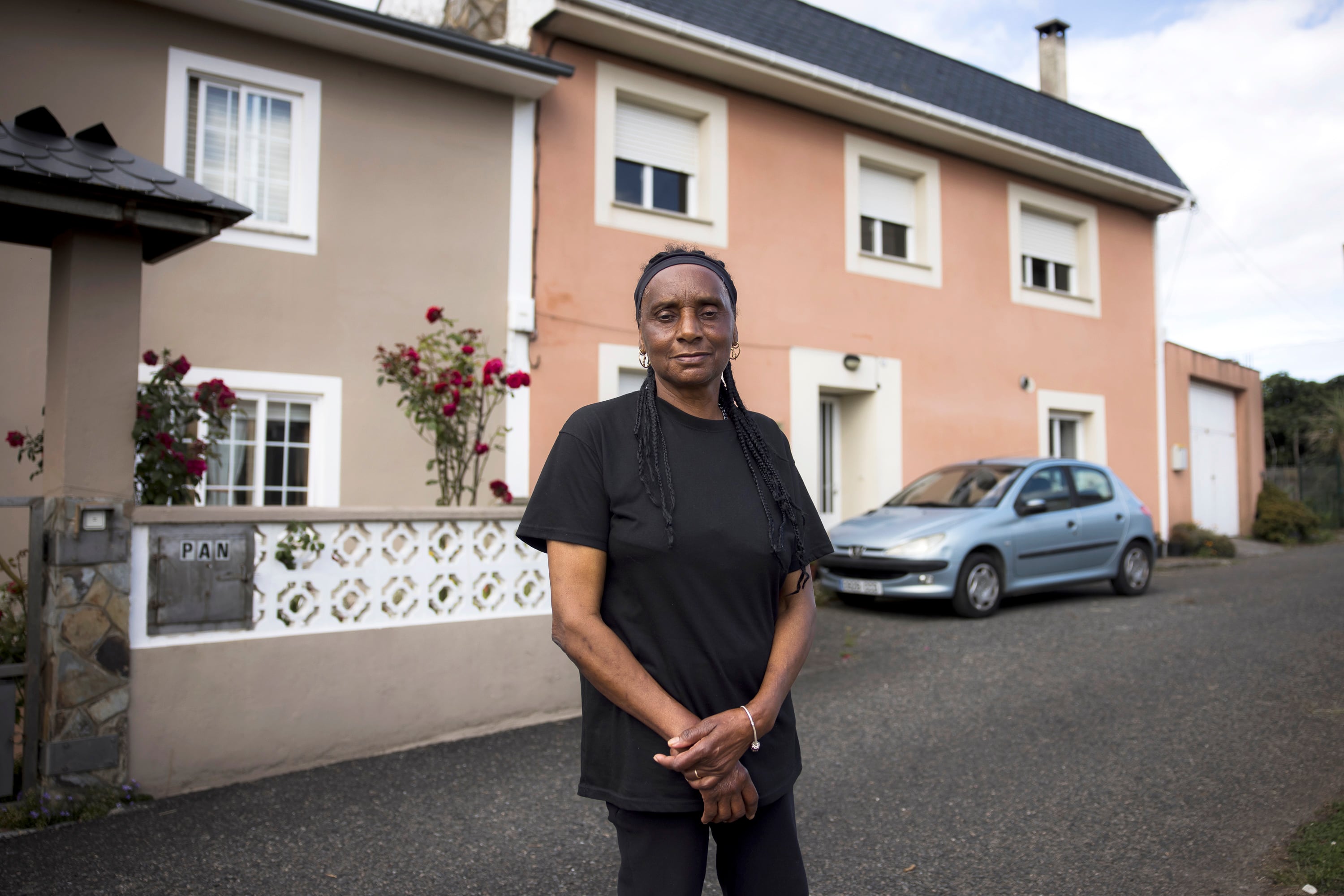 La caboverdiana Antonina Semedo, en Cangas de Foz, la localidad de Lugo en la que reside desde finales de los setenta.