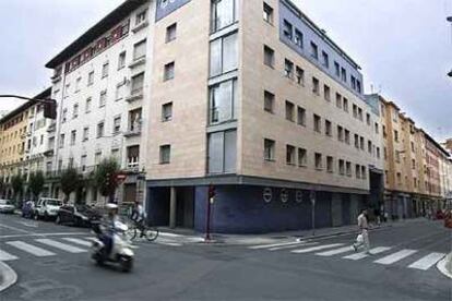 Edificio de apartamentos tutelados públicos sitos en la calle Ramiro de Maeztu de Vitoria.