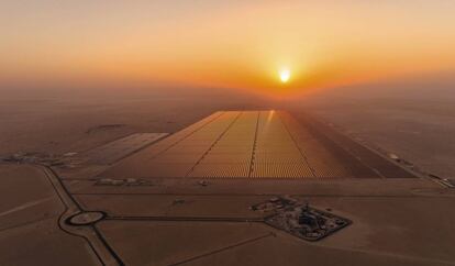 Planta solar Noor Abu Dhabi, en Emiratos Árabes Unidos, la mayor del mundo