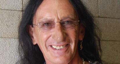 El cantante de rock Ken Hensley