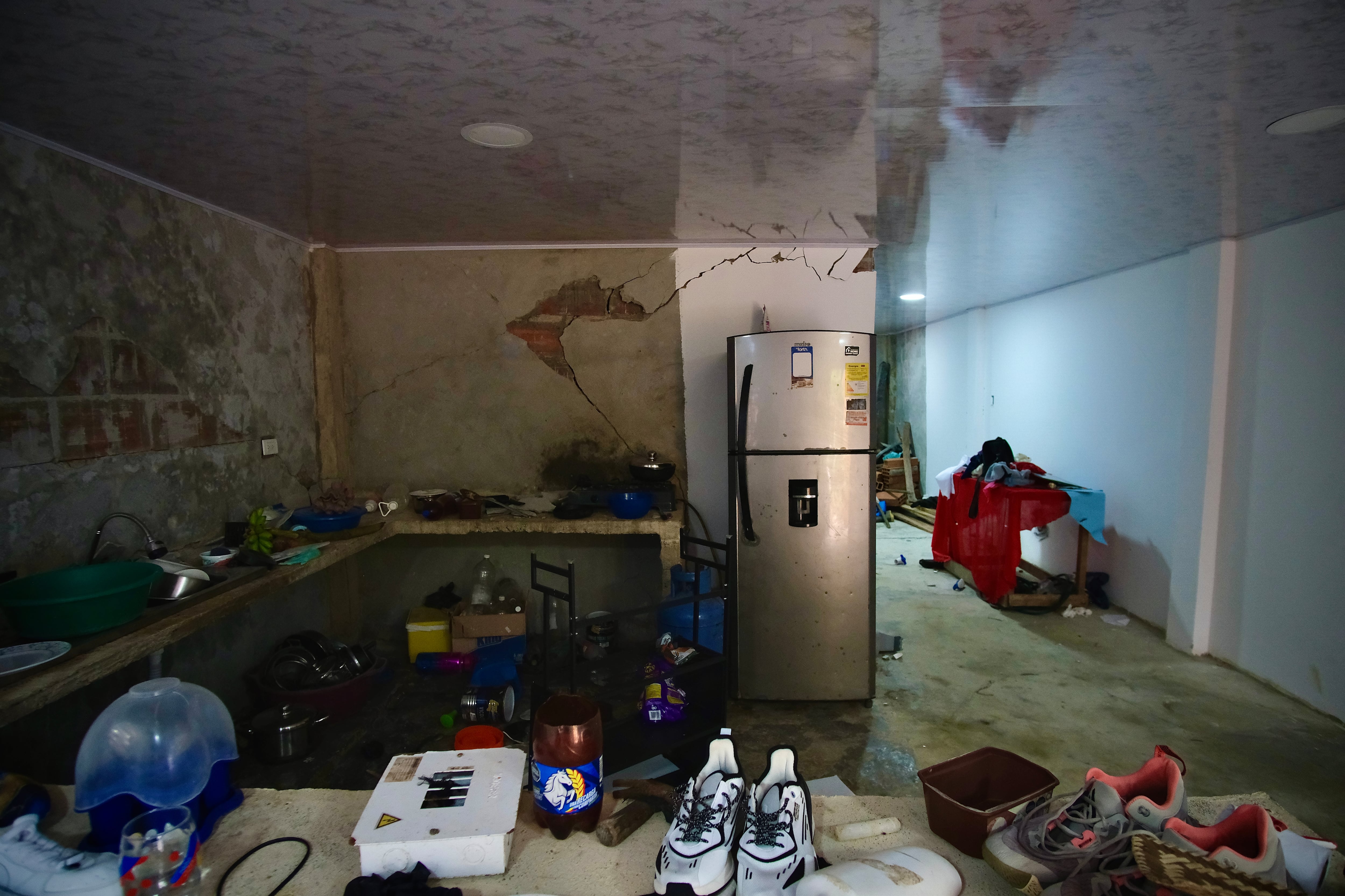 Una casa dañada por el terremoto en el barrio Casablanca, en las periferias de Quibdó.