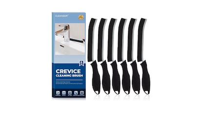 Ofertas de primavera productos de limpieza sobre fondo blanco.