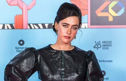 Ana Perrote llevó un vestido con mensaje a LOS40 Music Awards.