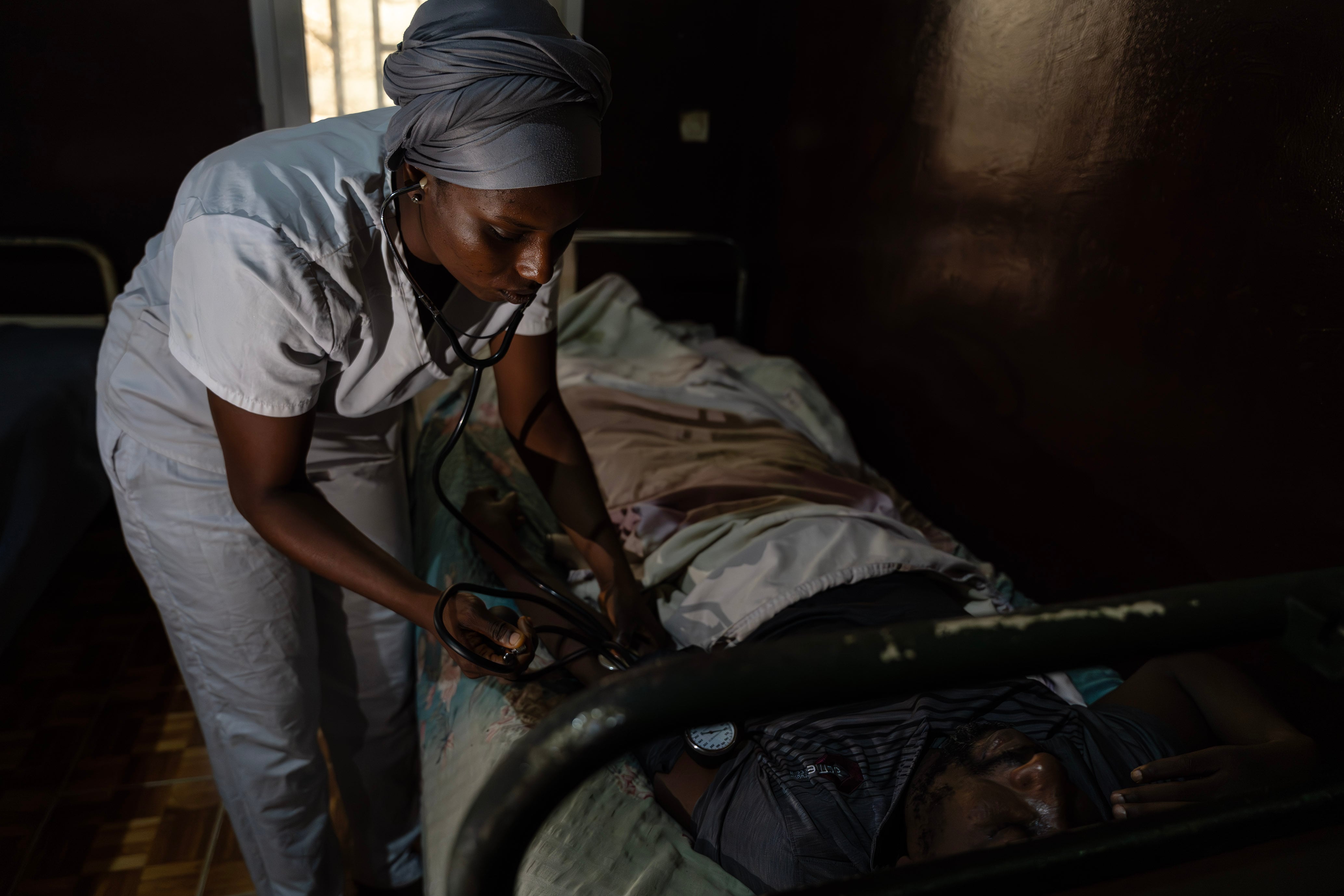 Viaje al corazón del kush, la droga que arrasa en África occidental