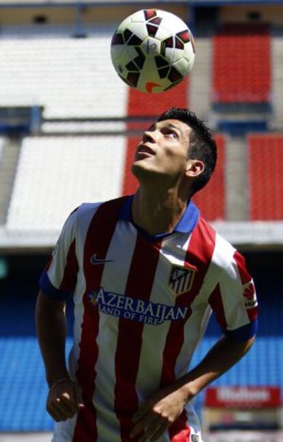 Jiménez, durante su presentación con el Atlético.