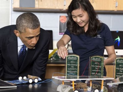 El presidente Obama viajó esta semana a Texas para promover estudios de ciencia, una de las causas de la falta de profesionales, según los expertos.