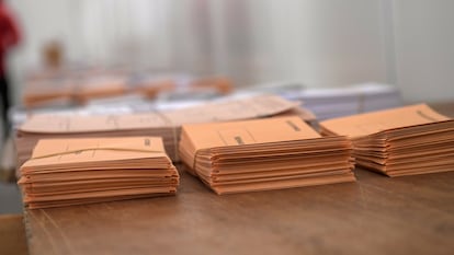 Lecciones de unas votaciones estivales, ¿para cuándo el voto por internet?