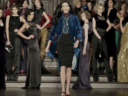 L'Wren Scott, no final de um de seus desfiles em Nova York.